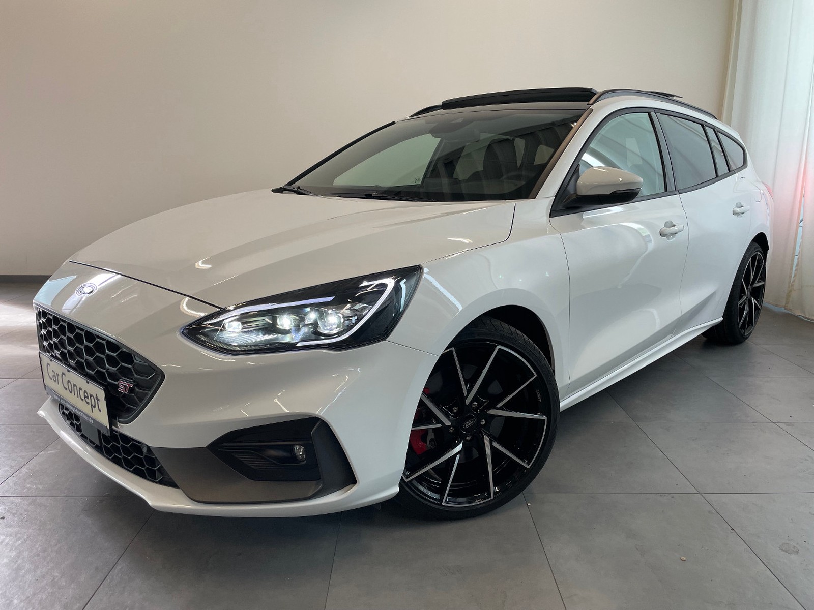 Ford Focus TURNIER 2.3 ST PERFORMANCE PANORAMA