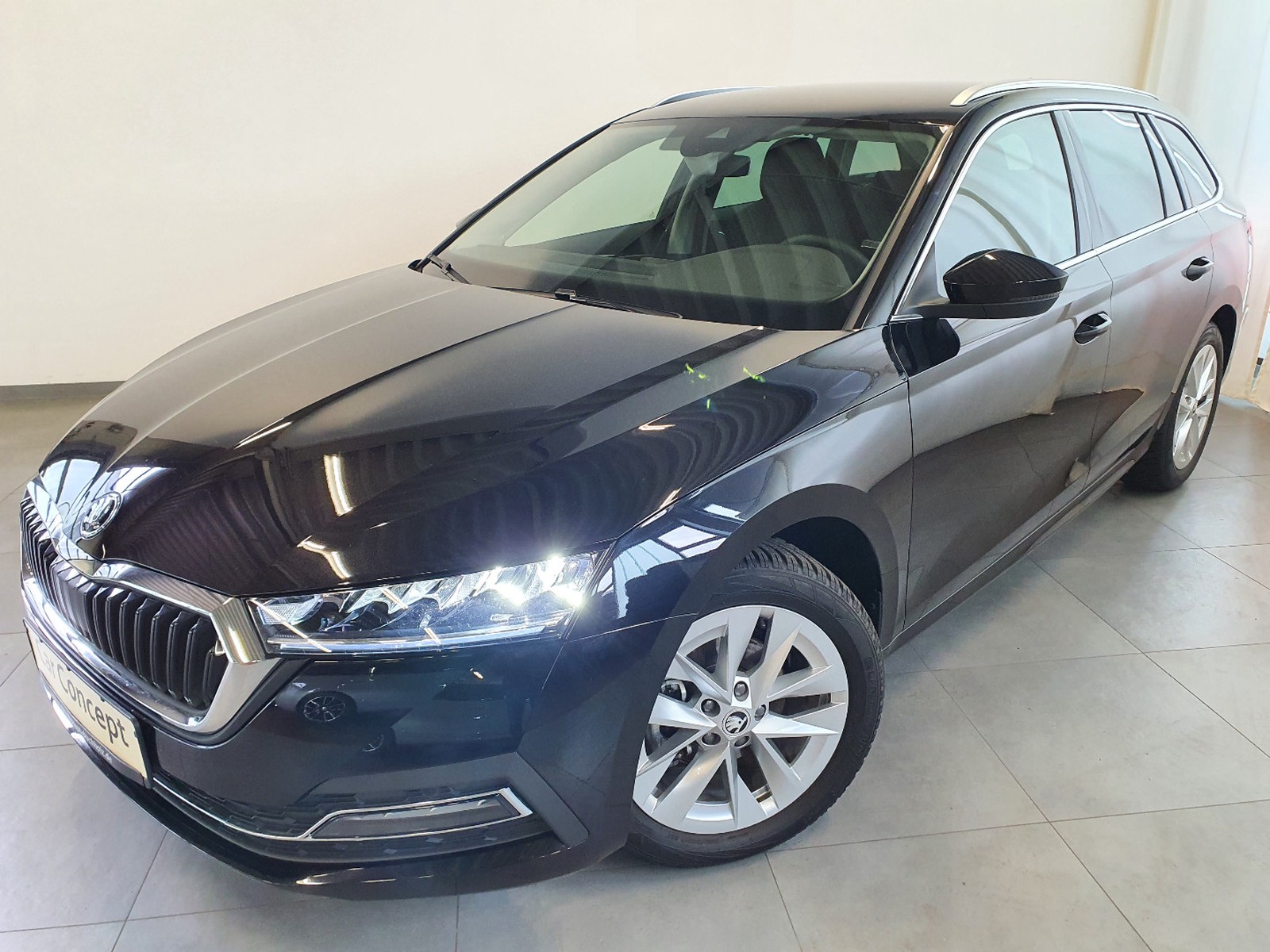 Skoda Octavia Combi 1.5 TSI STYLE NAVI LED KAMERA