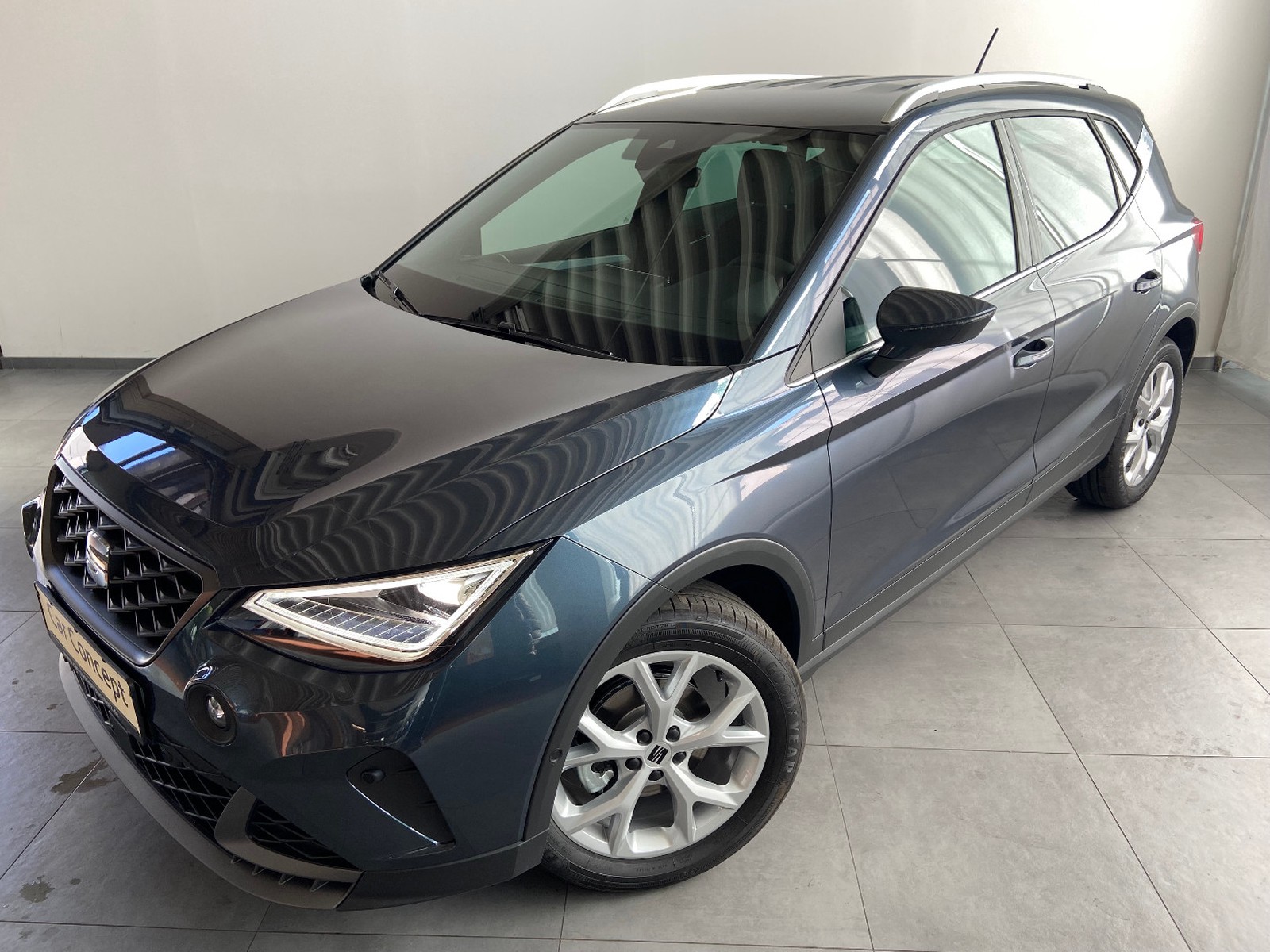 Seat Arona 1.5 TSI FR DSG MJ22 LEDER NAVI KAMERA 5J GARANTIE