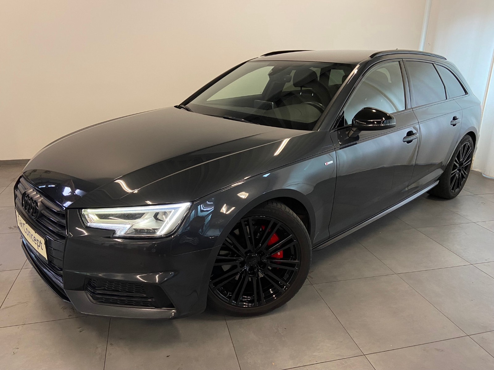 Audi A4 Avant quattro 3.0 TDI S-LINE 19" DAB SOUND