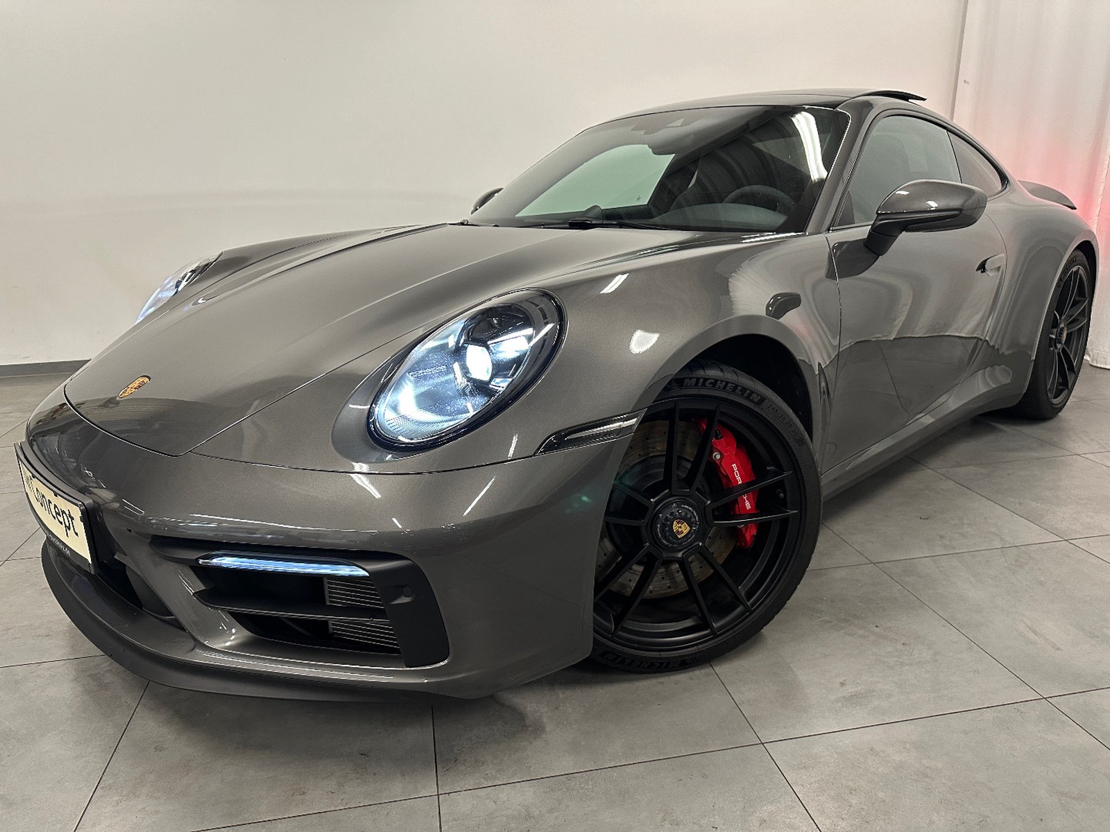 Porsche 911 Carrera GTS MATRIX BOSE S-DACH ACC