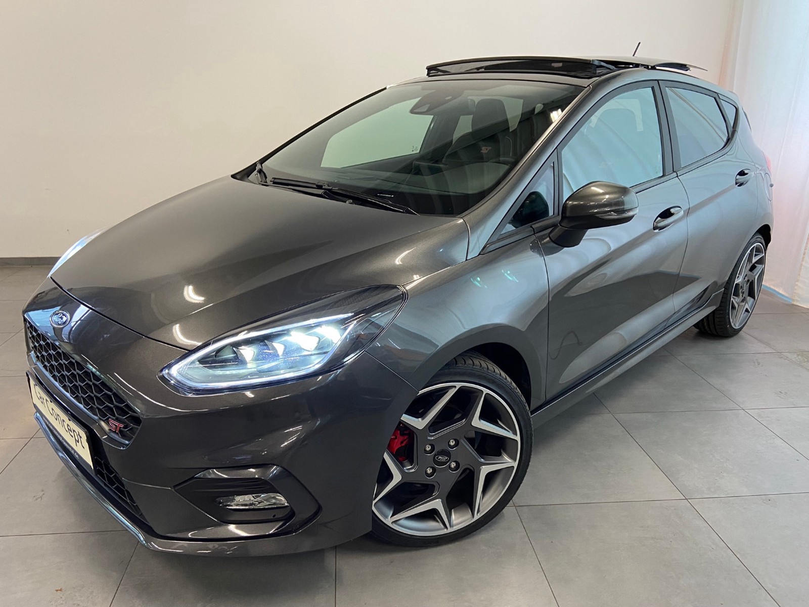 Ford Fiesta ST PANO RECARO LEDER EXKLUSIV B&O KAMERA