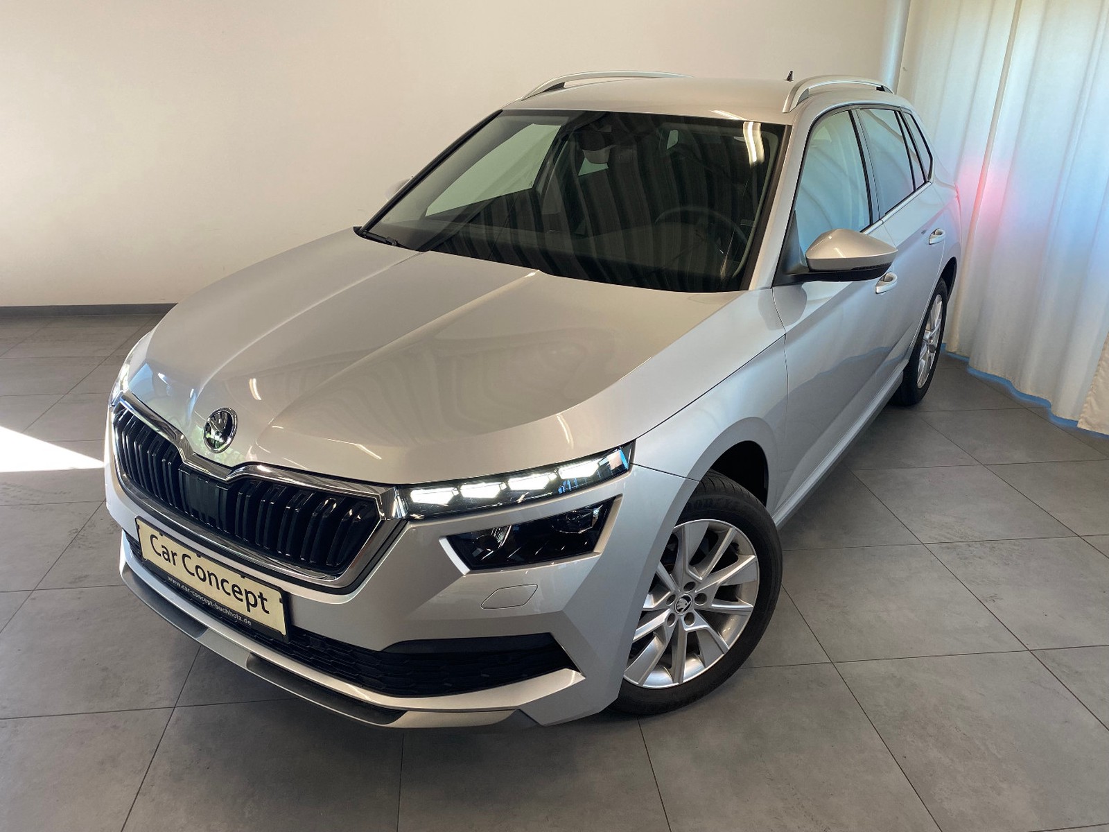 Skoda Kamiq Style 1.0 TSI DSG AHK KAMERA ACC 17" ALU