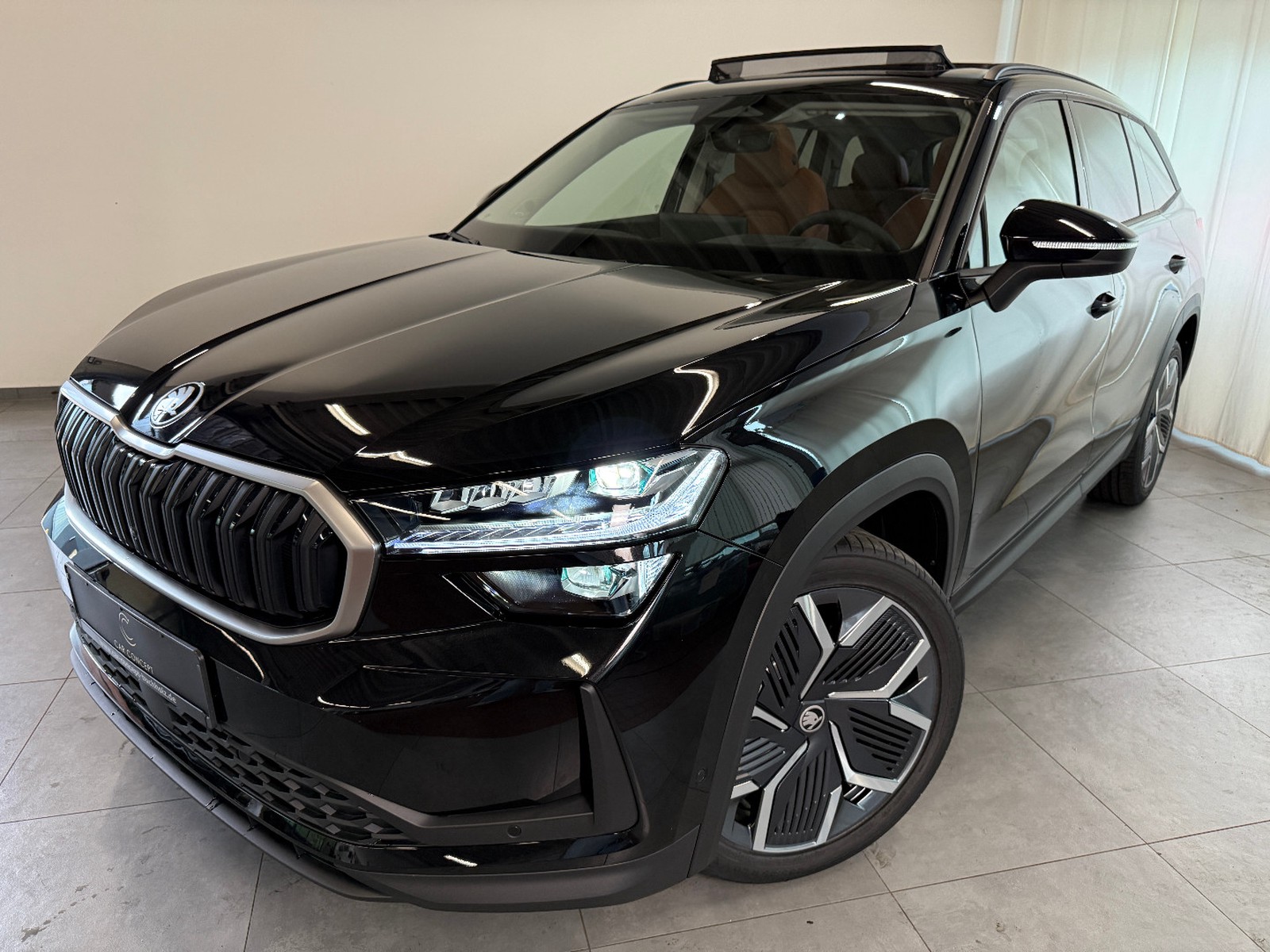 Skoda Kodiaq 1.5 TSI Selection PANO 7 SITZE LEDER AHK