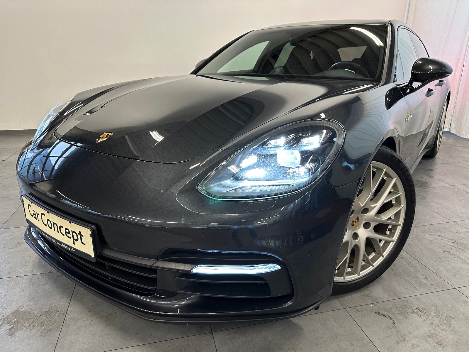 Porsche Panamera Sport Turismo 4 10Jahre PANO APPROVED