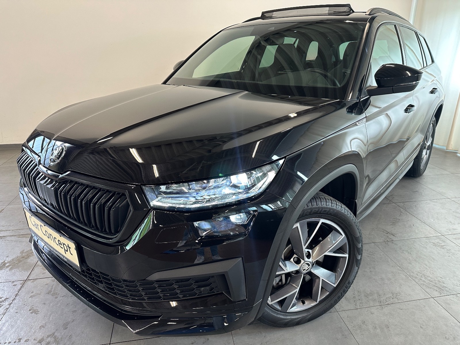 Skoda Kodiaq Sportline 4x4 TDI PANO AHK StHz 7 SITZE