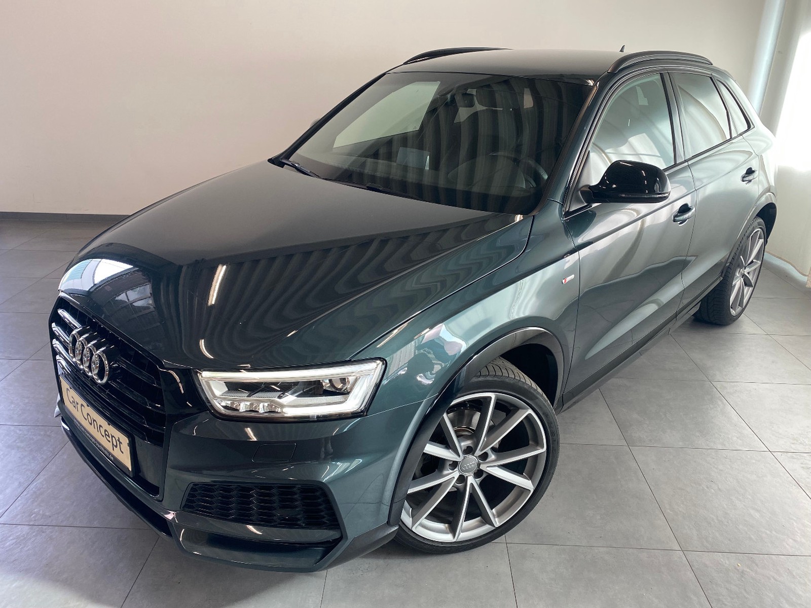 Audi Q3 TDI S-TRONIC S-LINE AHK 20" LED BOSE