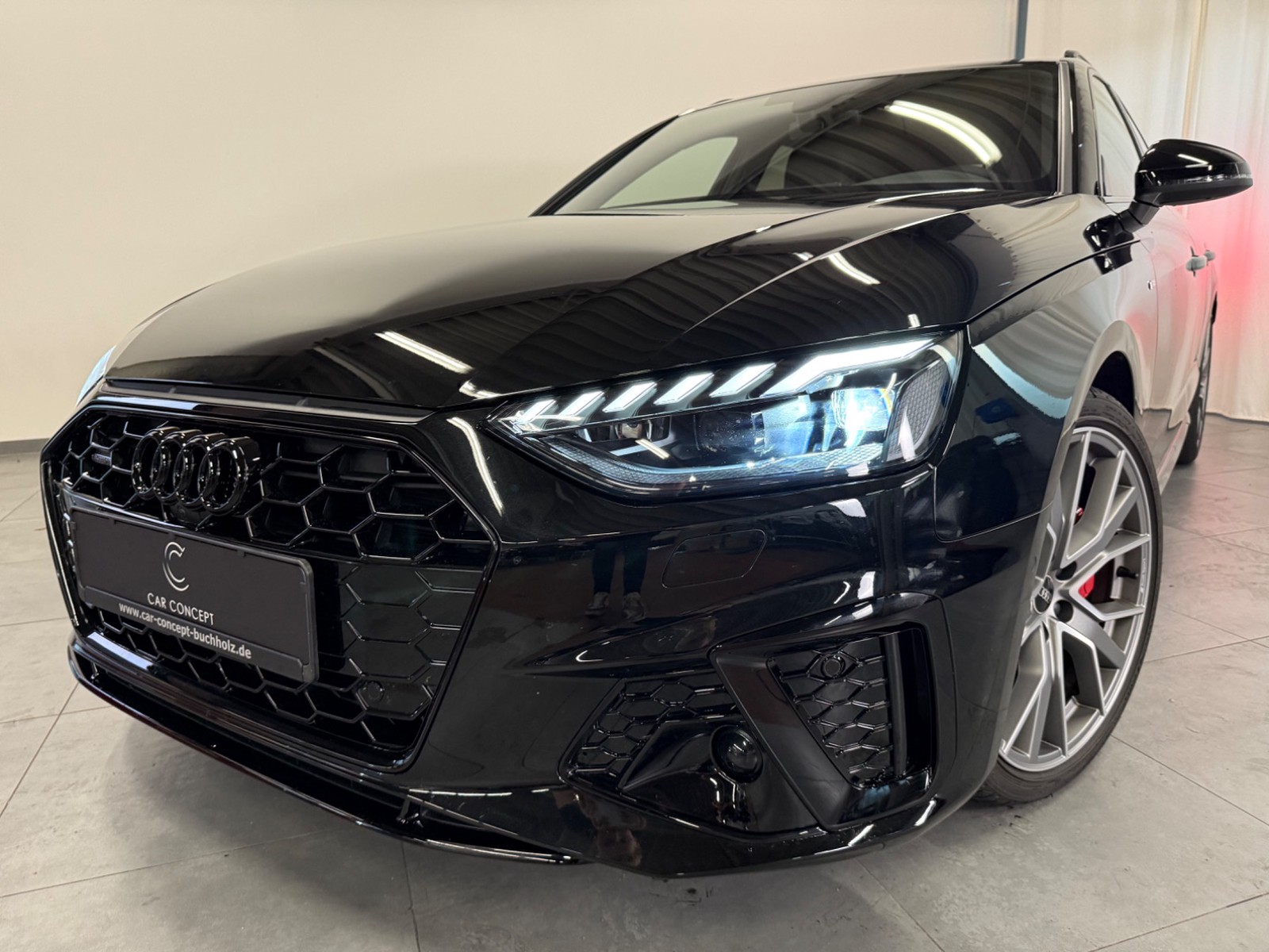 Audi A4 Avant TDI quattro S line COMPETITION B&O AHK
