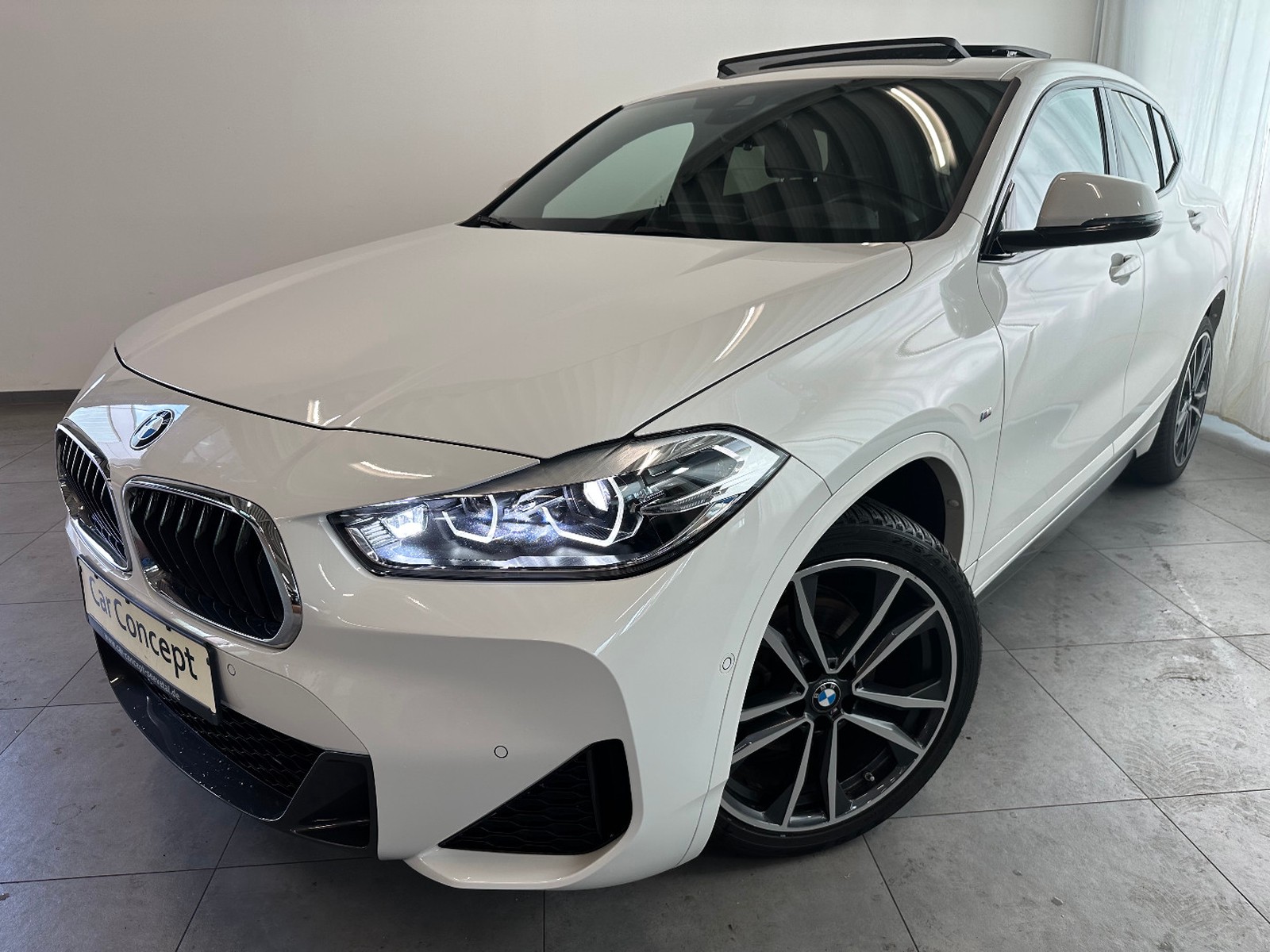 BMW X2 sDrive 18 i M Sport PANO HEAD UP HIFI KAMERA