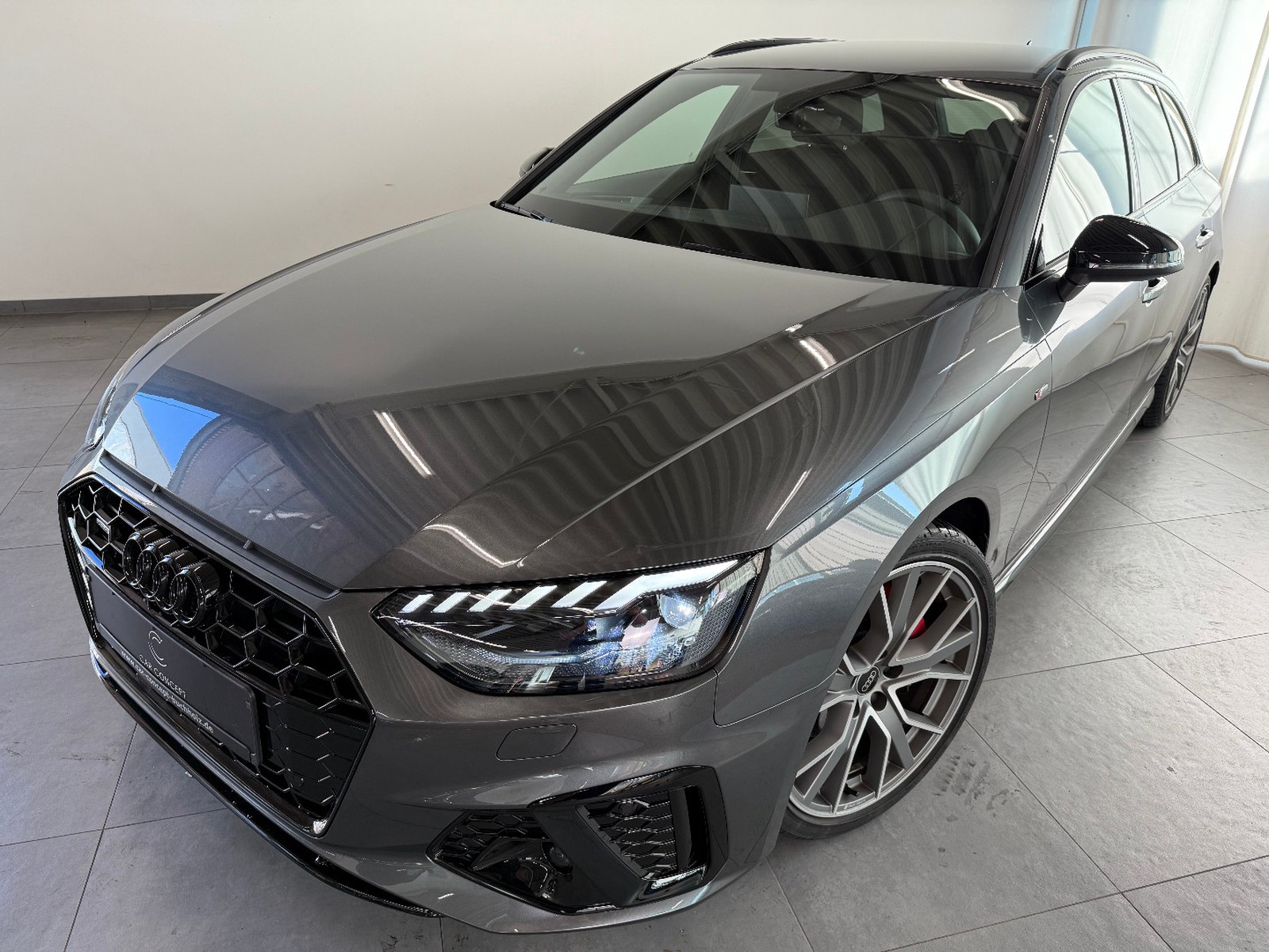 Audi A4 Avant TDI quattro S line COMPETITION AHK StHz