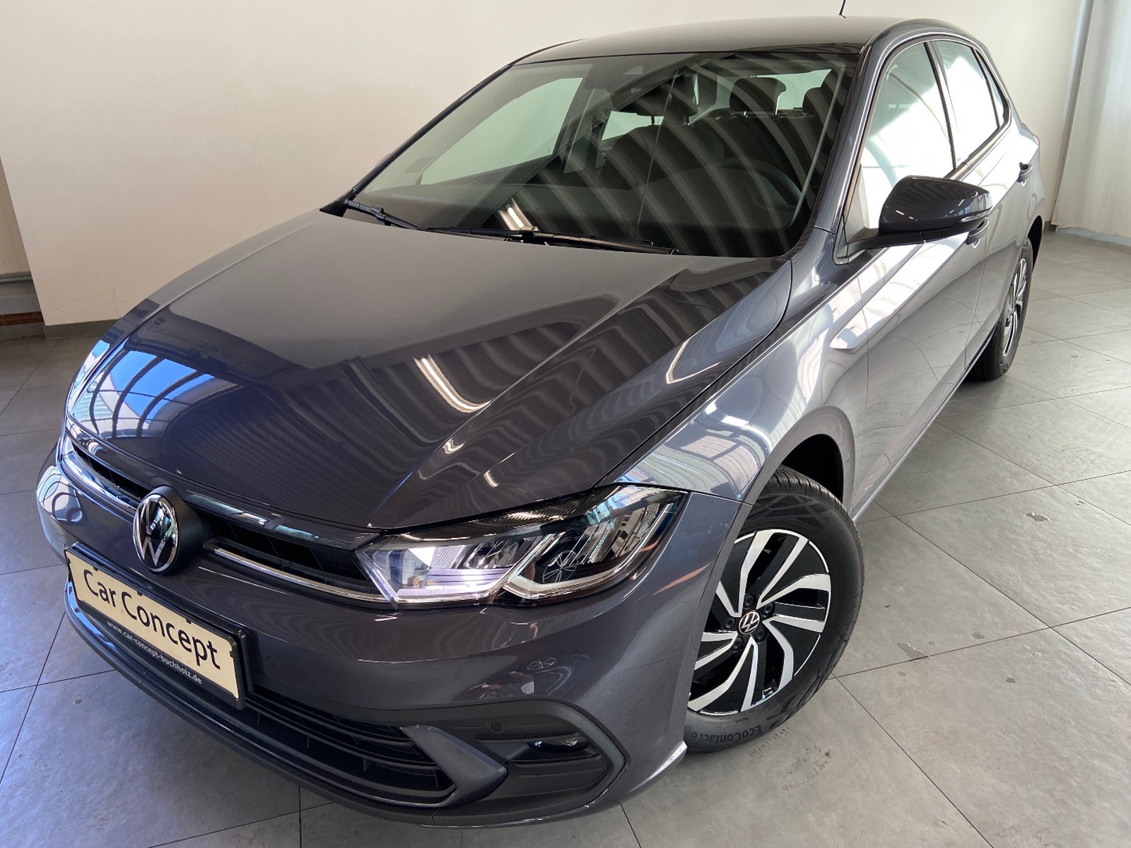 Volkswagen Polo VI TSI DSG Life KAMERA 2x PDC TEMPOMAT