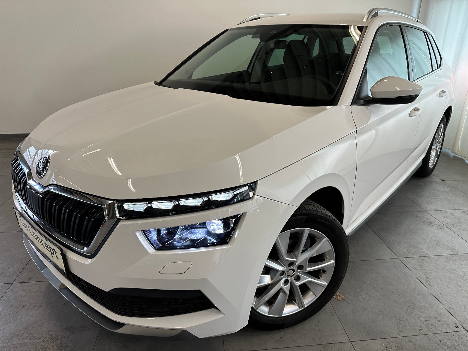 Skoda Kamiq Style 1.0 TSI DSG AHK KAMERA ACC 17" ALU