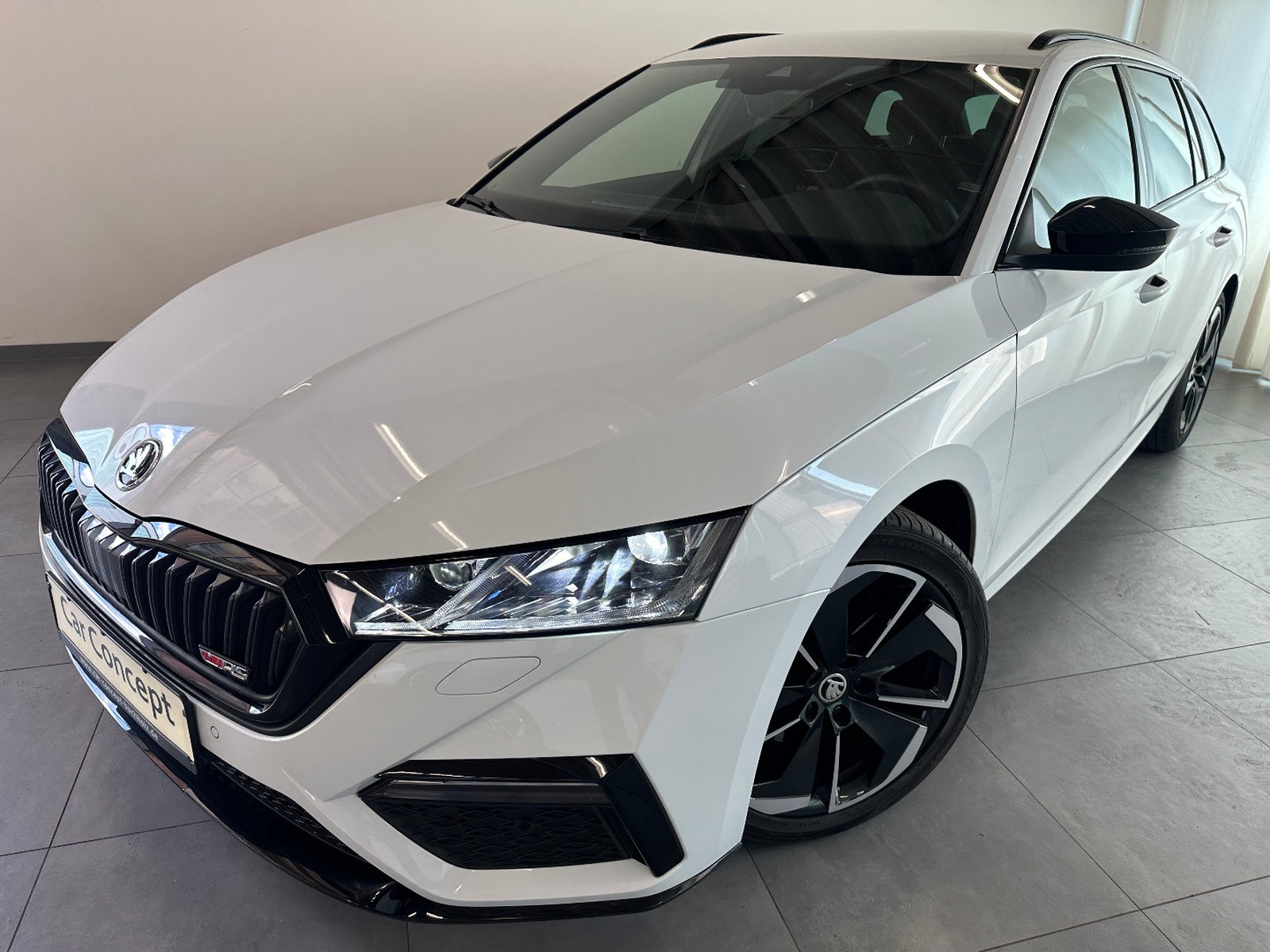 Skoda Octavia Combi RS TDI DSG ACC MATRIX NAVI KESSY