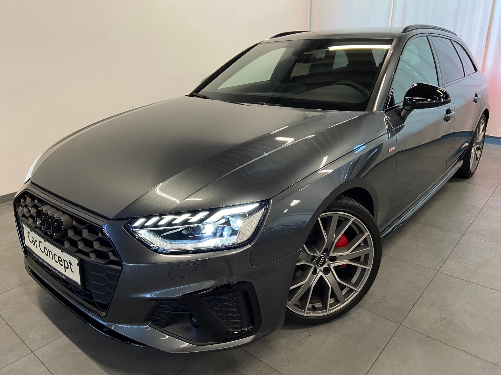 Audi A4 Avant 40 TDI quattro S line COMPETITION PLUS