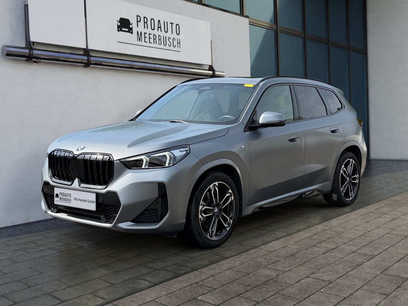 BMW X1 23d xDrive M Sport AHK/ADAPTLED/PANO/ACC/APPLE