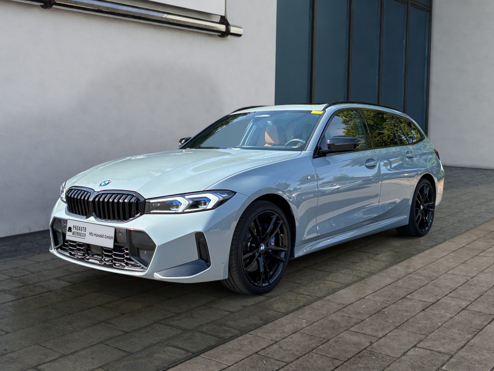 BMW 320d xDrive M Sport MMRY/PANO/ADAPTLED/STNDHZNG