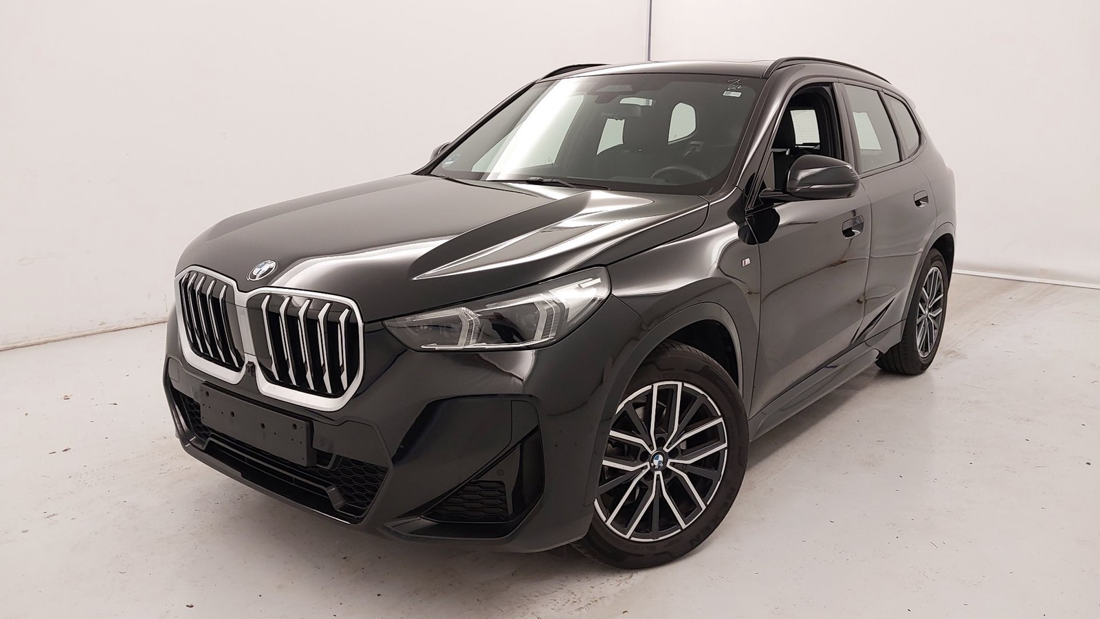 BMW X1 18d sDrive M Sport ACC/ADAPTLED/HUD/PANO/MMRY