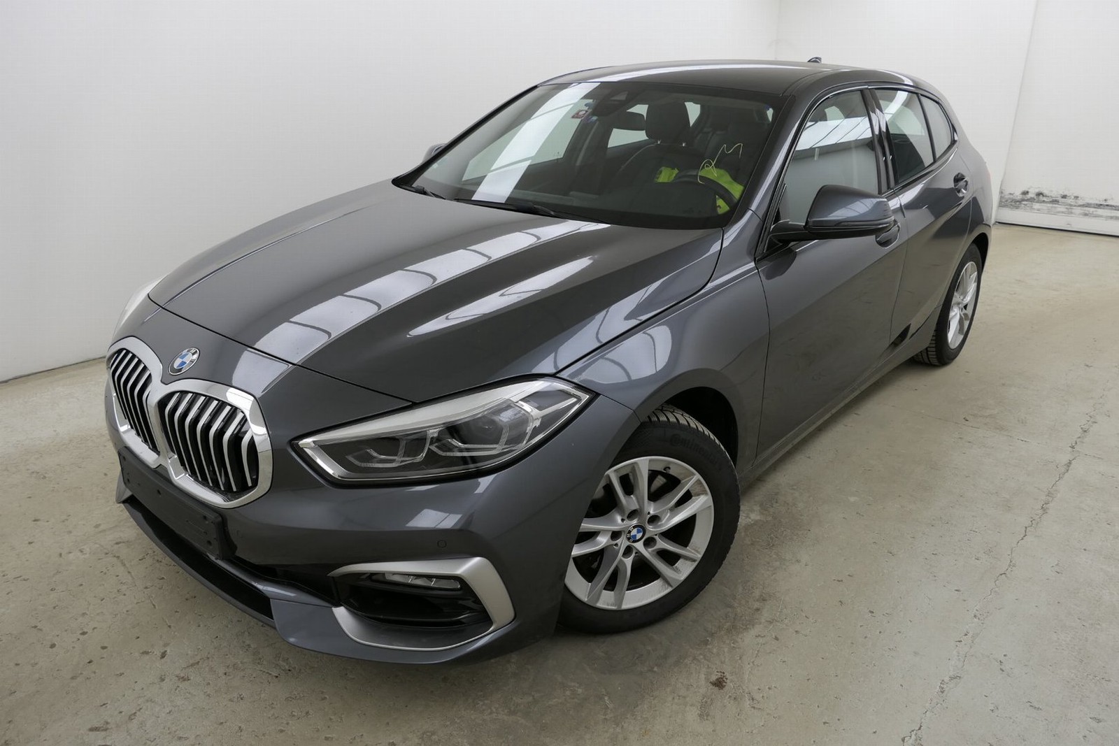 BMW 118i Luxury Line AHK/INDUKTIVLADEN/HIFI/LED/NAVI