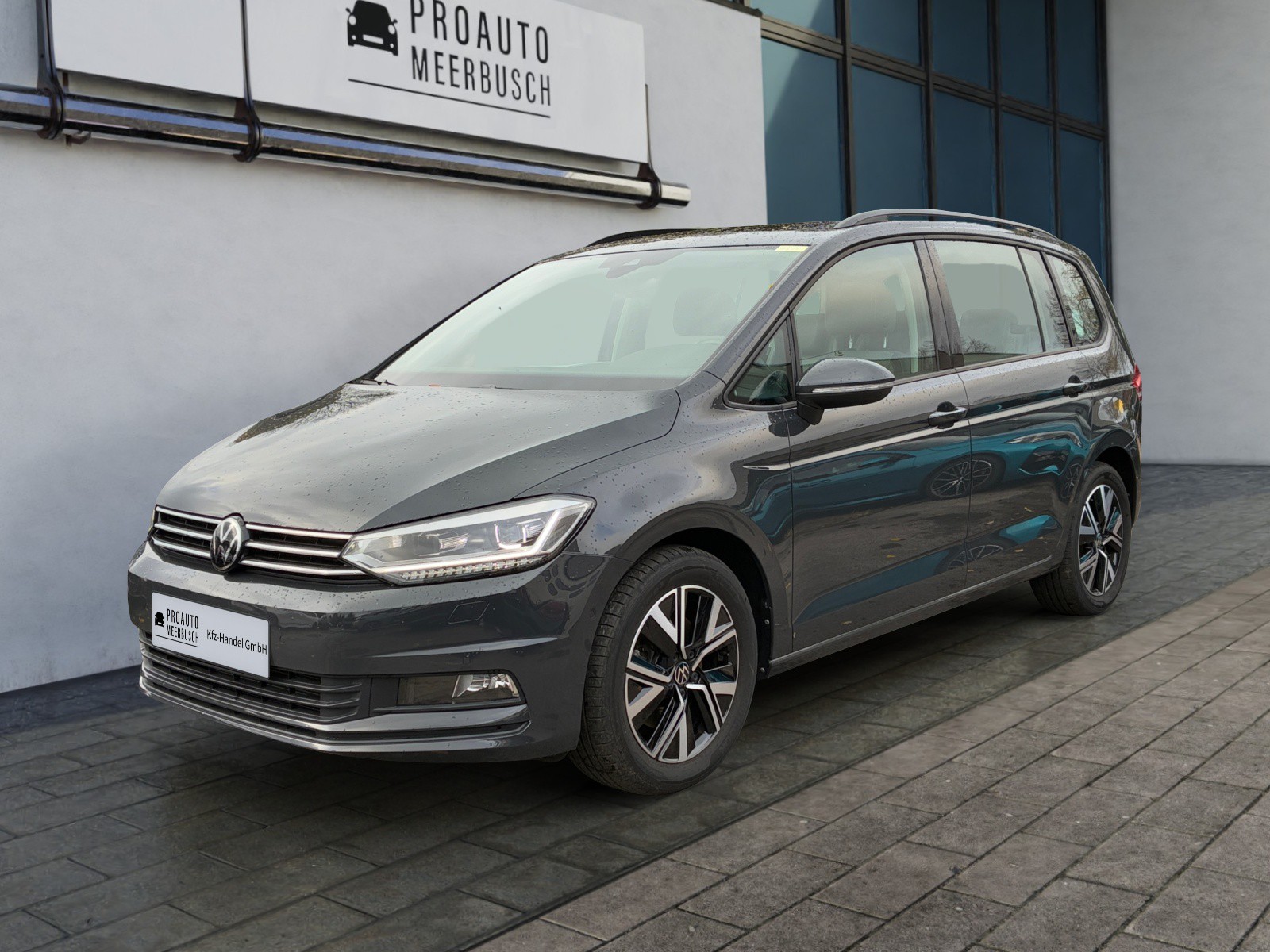 Volkswagen Touran Comfortline ADAPTLED/PANO/STNDHZNG/RFK/DAB