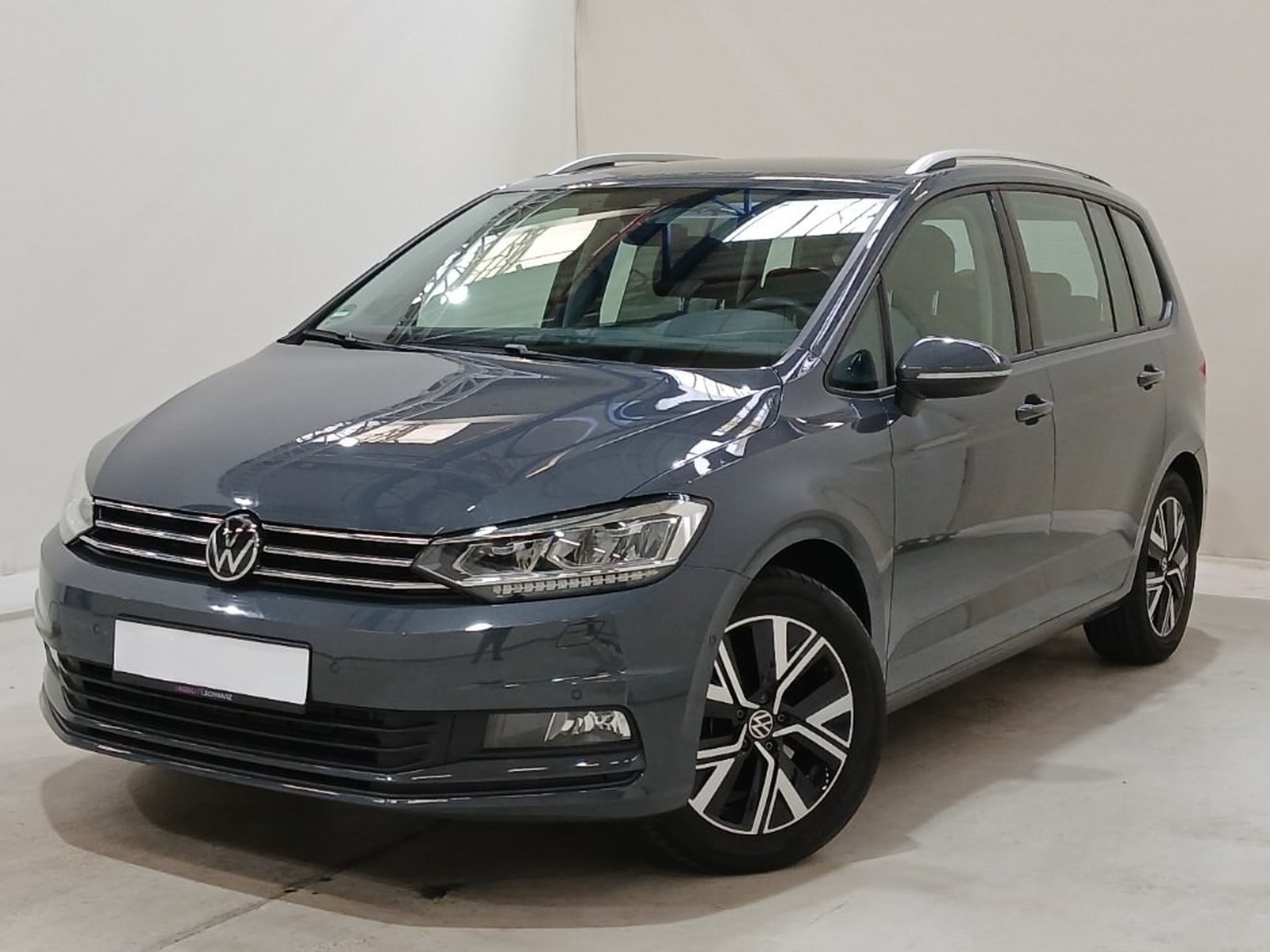 Volkswagen Touran Comfortline EASYOPEN/PANO/RFK/STNDHZNG/LED