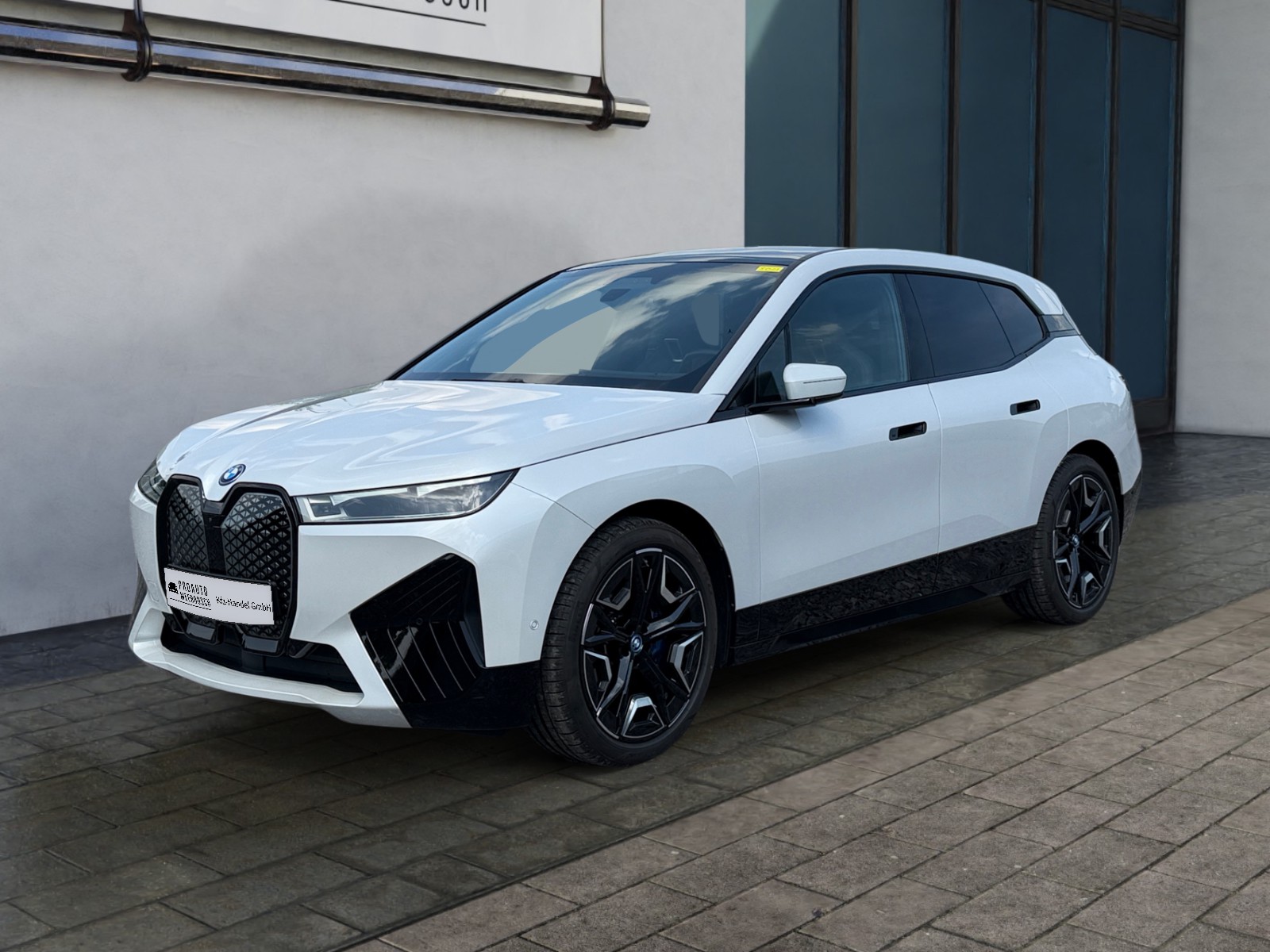 BMW iX 50 xDrive Sport AHK/LASER/PANO/SITZBELÜFTUNG