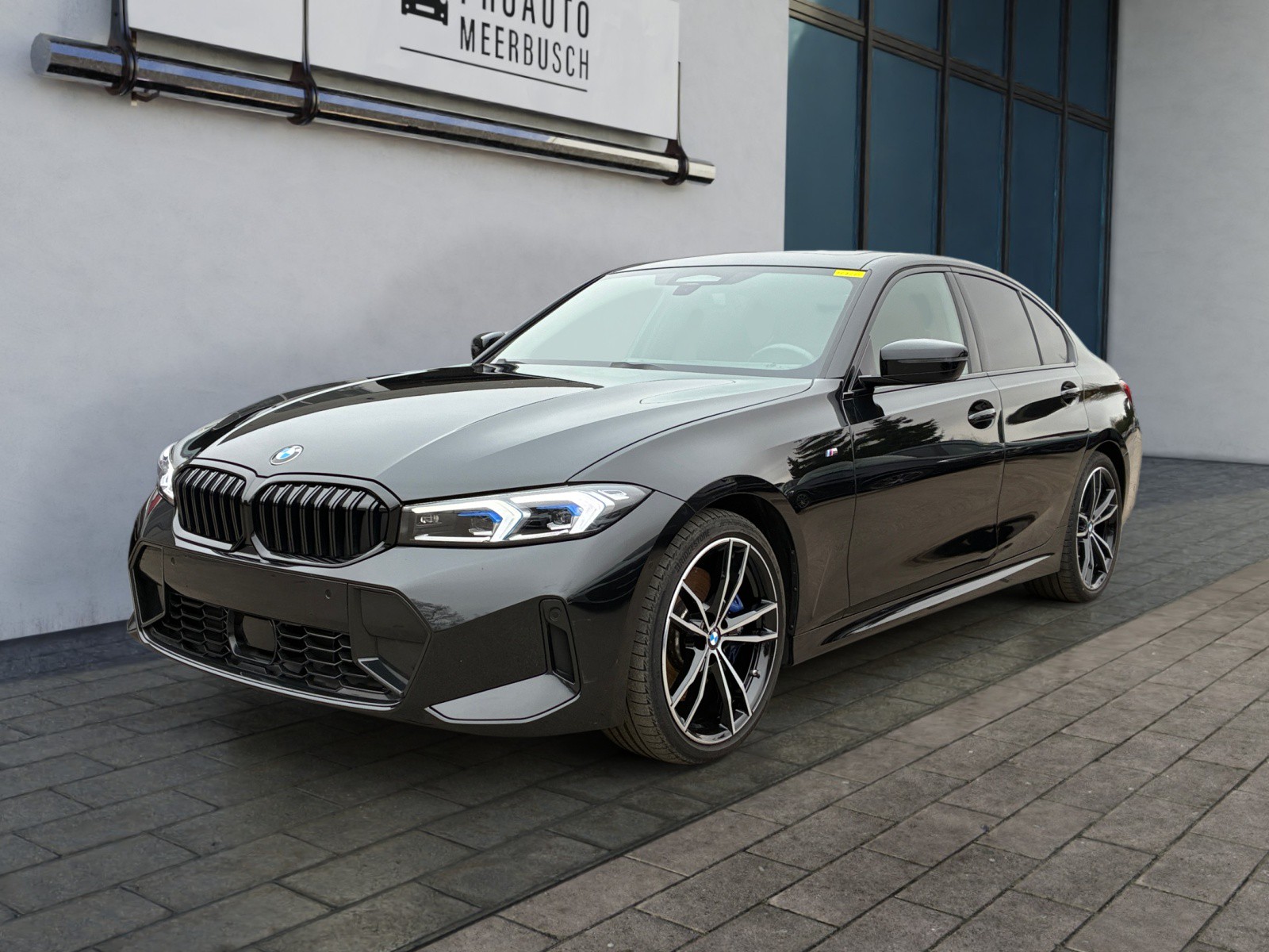 BMW 320d xDrive M Sport ADAPTLED/GLSDCH/STNDHZNG/MMRY