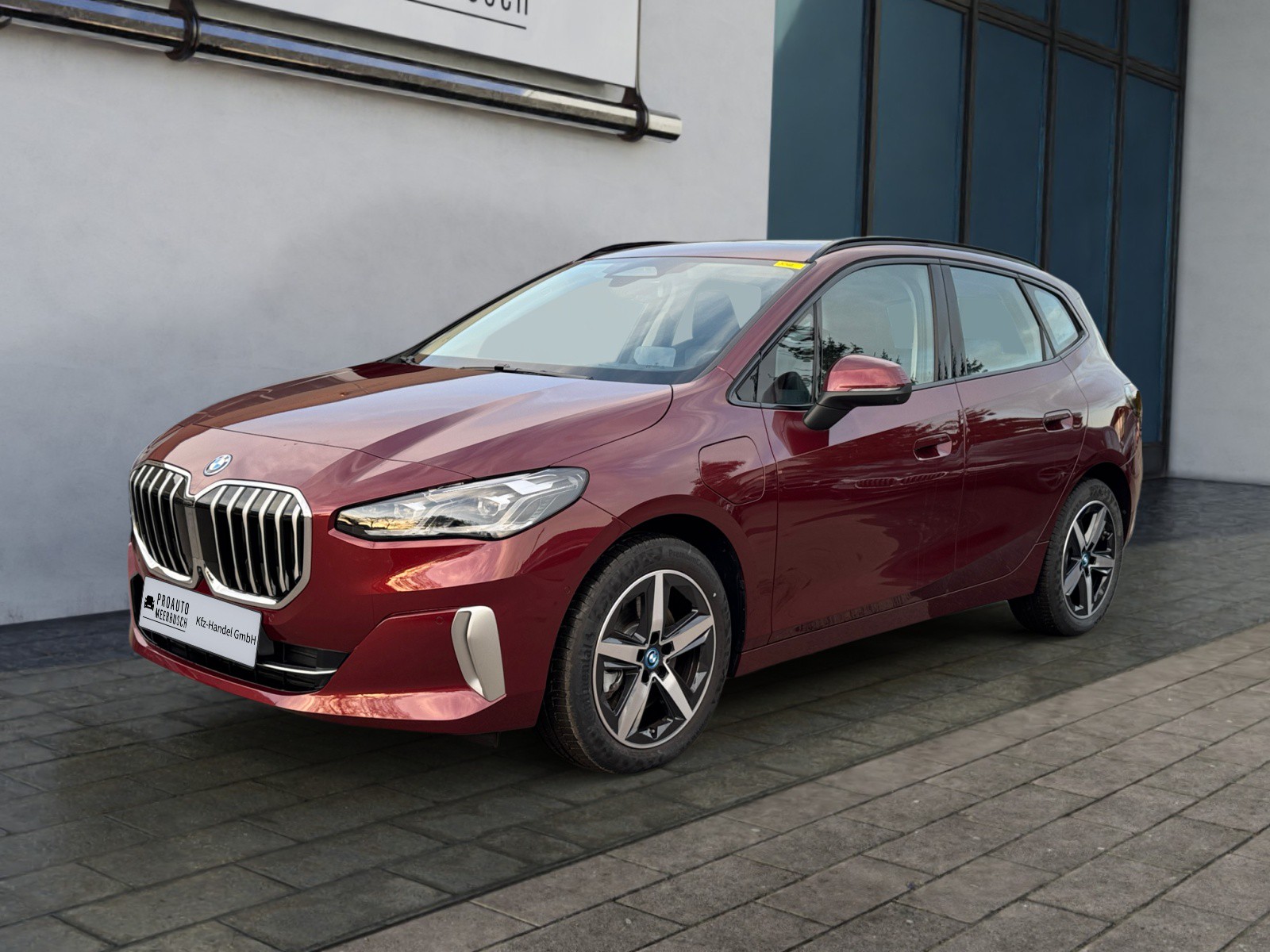 BMW 230e xDrive Active Tourer Luxury Line ANHÄNGERKUPPLUNG/PANORAMA/KAMERA