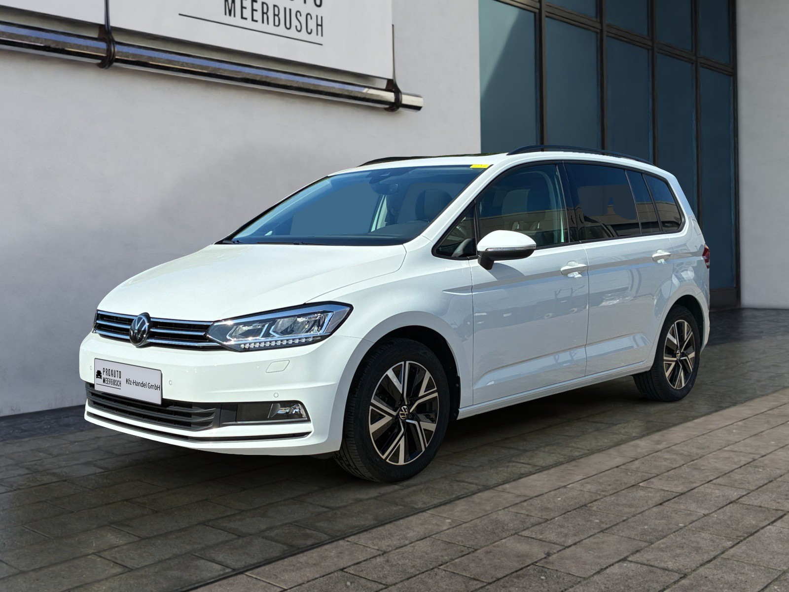 Volkswagen Touran Comfortline AHK/EASYOPEN/PANO/DYNAUDIO/RFK