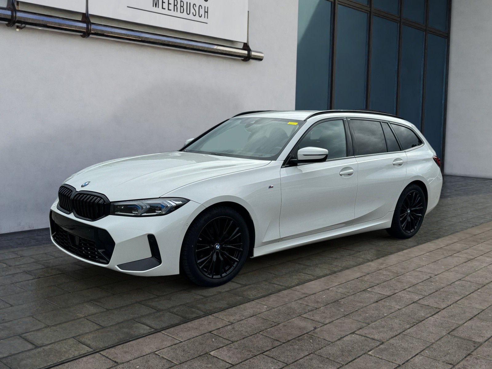 BMW 318i M Sport HEADUP/AHK/MEMORY/KAMERA/LEDADAPTIV/18''