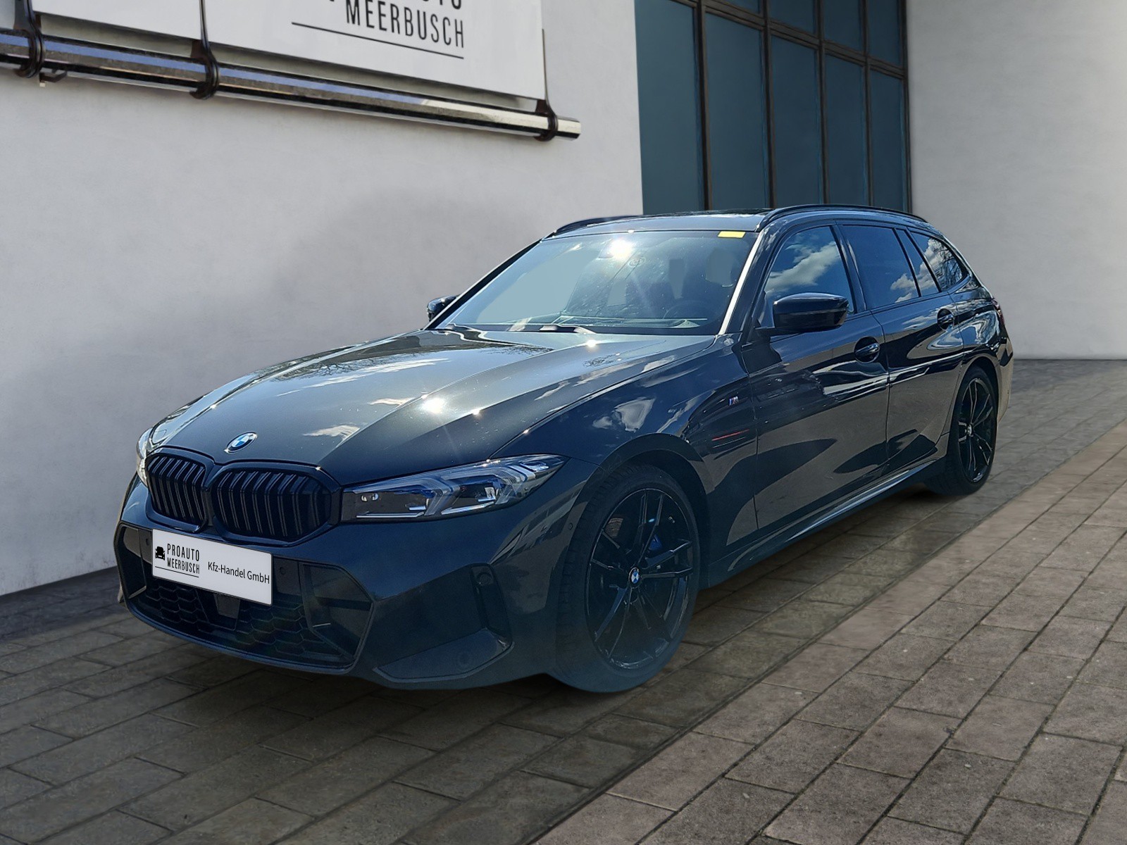 BMW 320d xDrive M Sport ACC/HEADUP/PANO/HIFI/STNDHZNG