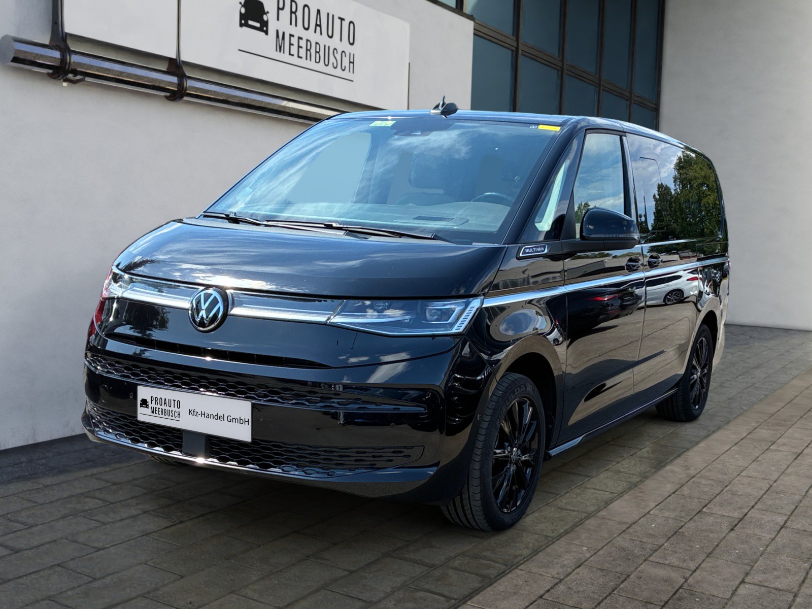 Volkswagen T7 Multivan Style lang ACC/HEADUP/PANO/STNDHZNG