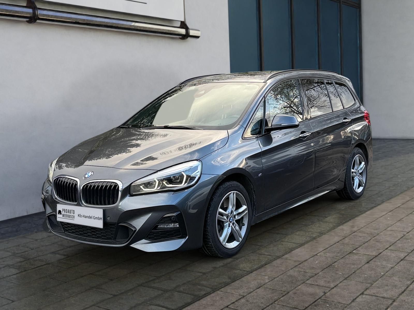 BMW 218d xDrive Gran Tourer M SPORT PANO/AHK/7SITZE