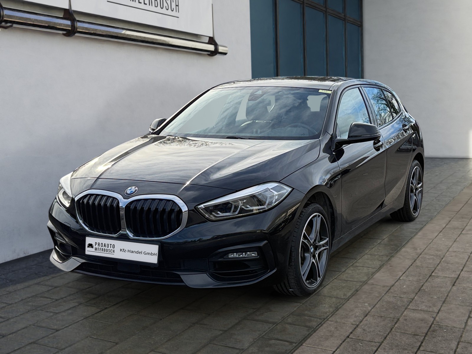 BMW 120i Sport Line PANO/KOMFORTZUG/ADAPTIVLED/HIFI