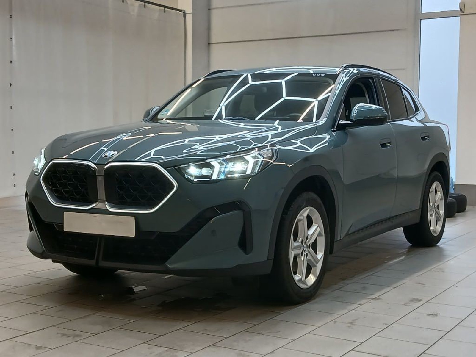 BMW X2 18d sDrive AHK/ACC/ADAPTLED/MMRY/360°/HUD