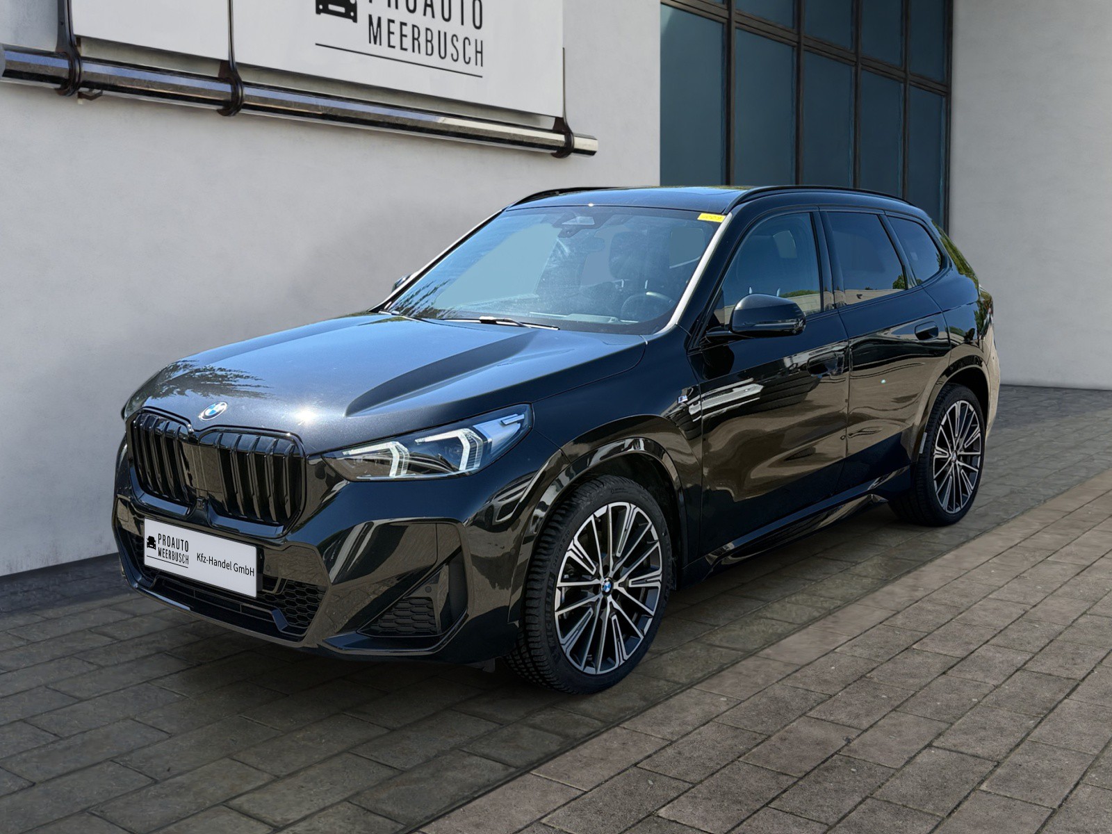 BMW X1 23d xDrive M Sport AHK/MMRY/MASSAGE/HUD/PANO