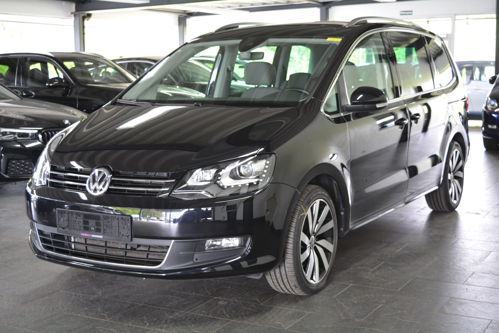 Volkswagen Sharan Comfortline AHK/STANDHZG/18ZOLL/APPCONNECT