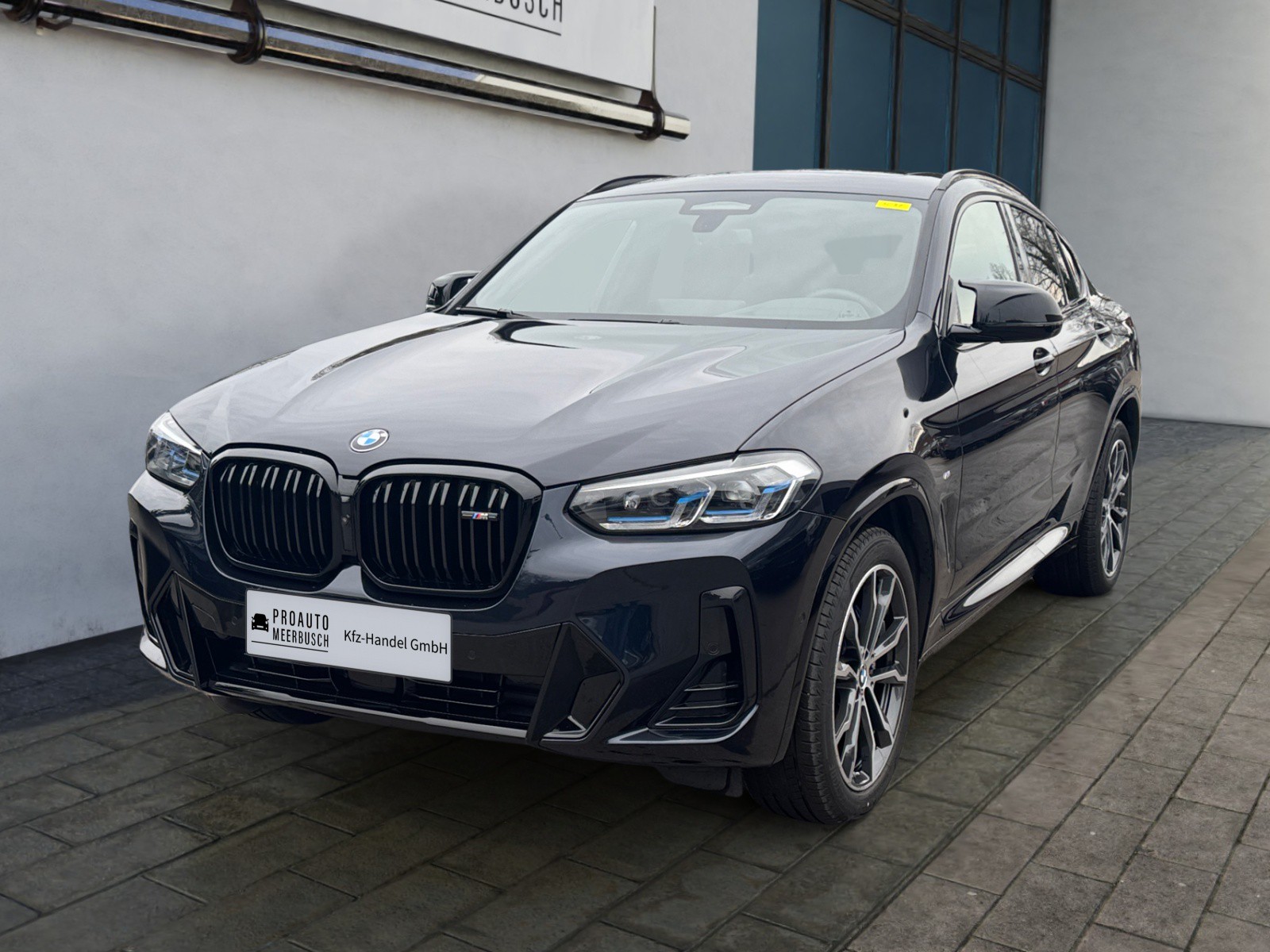 BMW X4 M40d AHK/LASER/HEADUP/PANO/STNDHZNG/H&K/MMRY