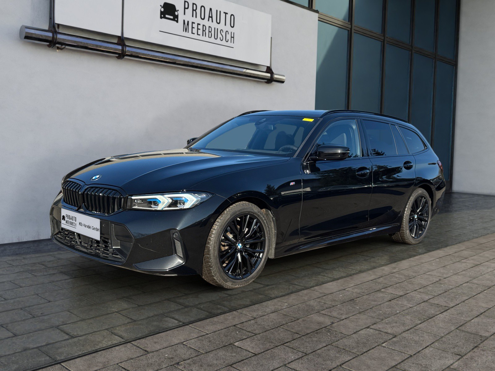 BMW 318d M Sport AHK/MMRY/ACC/ADAPTIVLED/HEADUP/PANO
