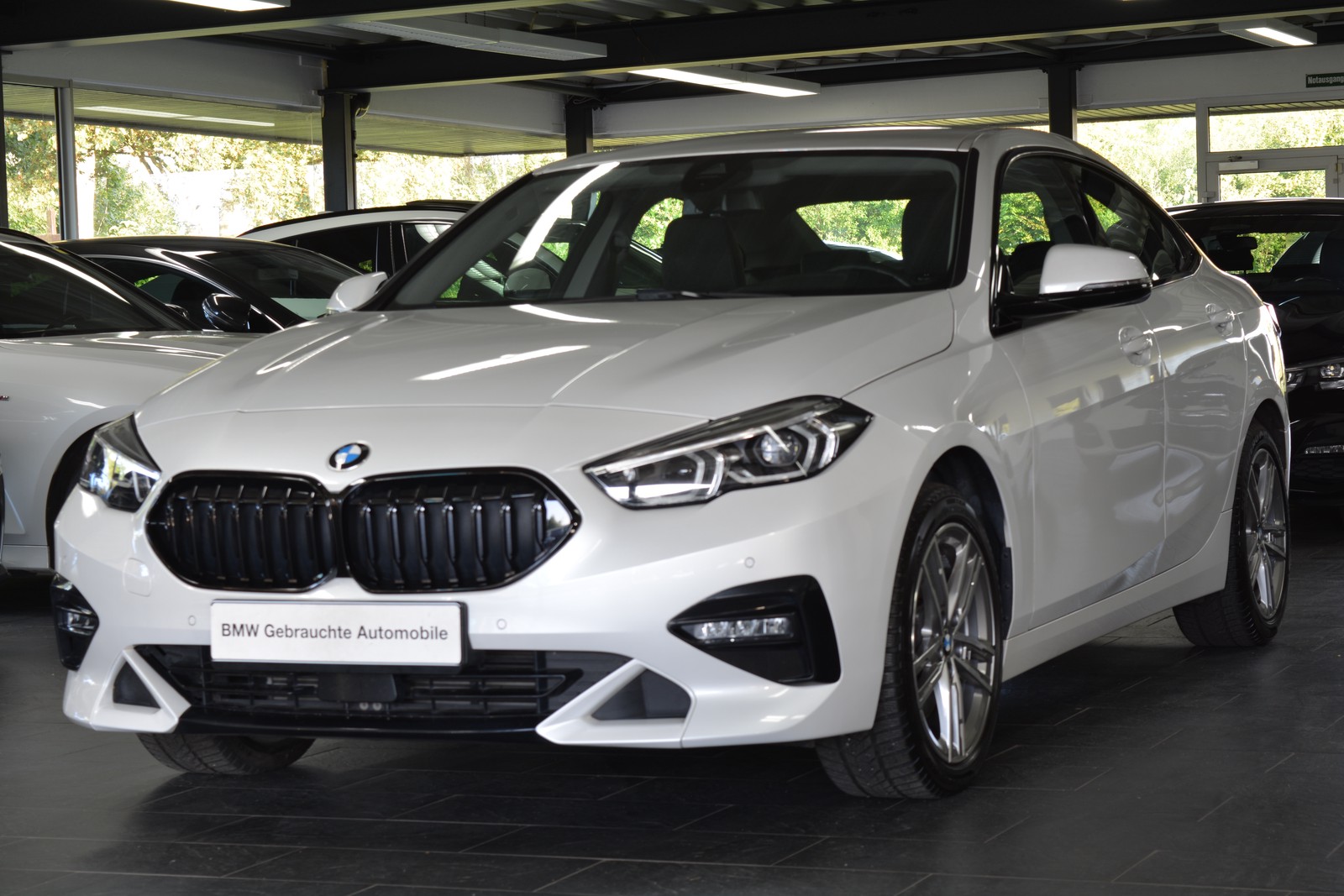 BMW 218i Gran Coupé Sport Line LED/HEAD-UP/APPLE CARPLAY/HIFI