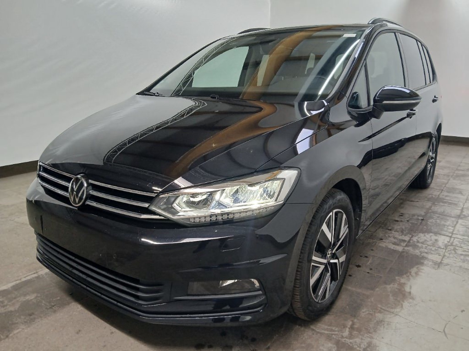 Volkswagen Touran Comfortline AHK/PANO/RFK/EASYOPEN/7SITZE