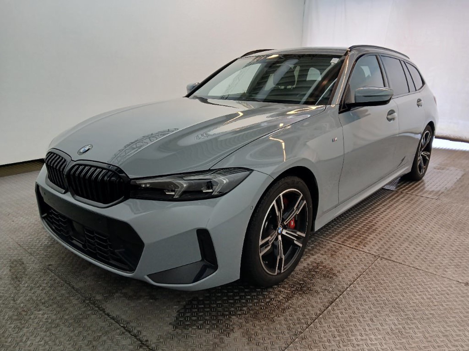 BMW 320d xDrive M Sport PRO AHK/HEADUP/ASSISTF/LEDADAPT