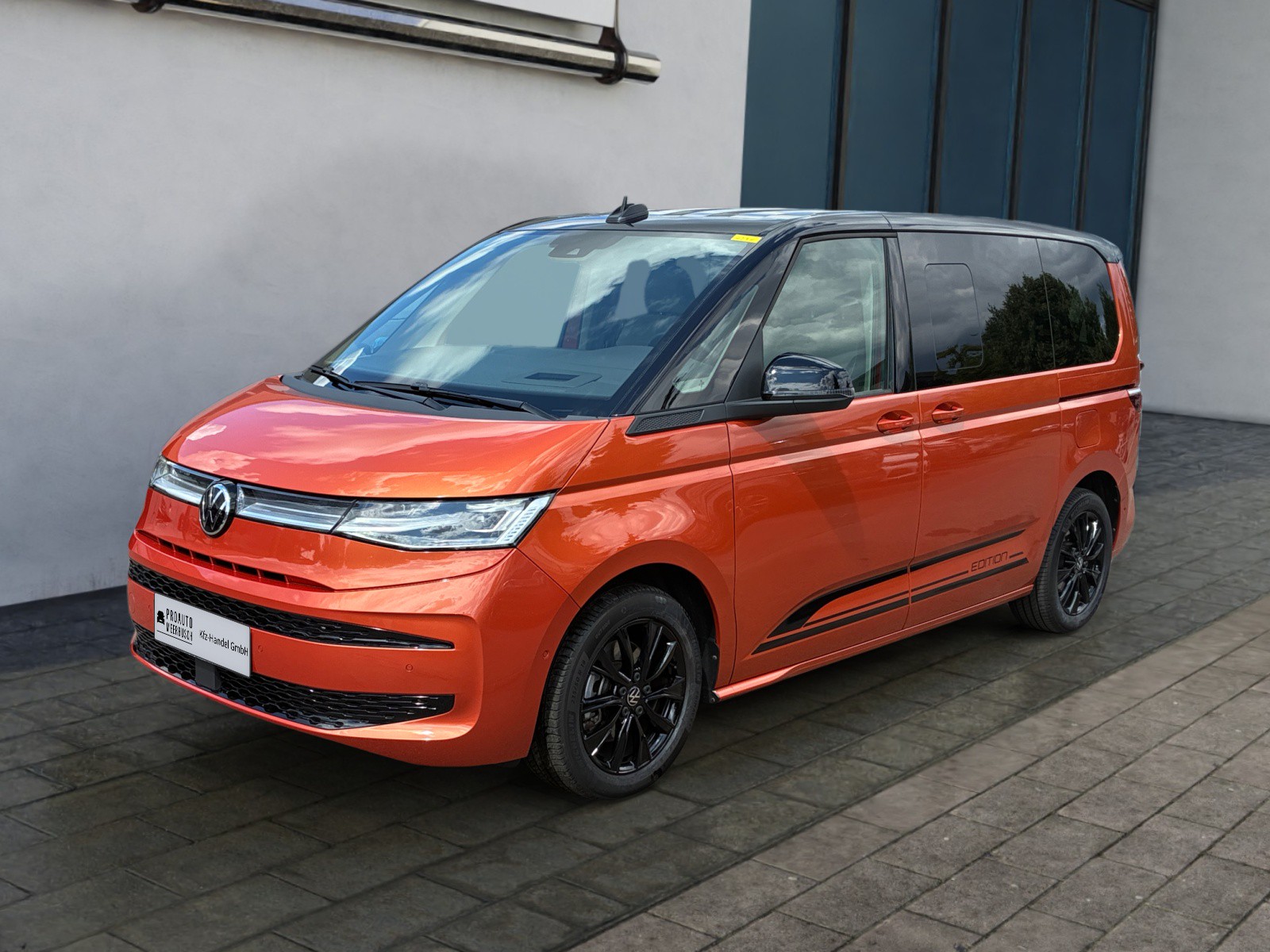 Volkswagen T7 Multivan Edition AHK/HEADUP/STNDHZNG/ACC/APPLE