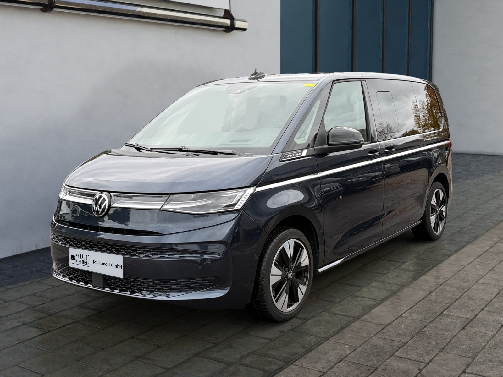 Volkswagen T7 Multivan Style AHK/HUD/STNDHZNG/ACC/MATRIXLED