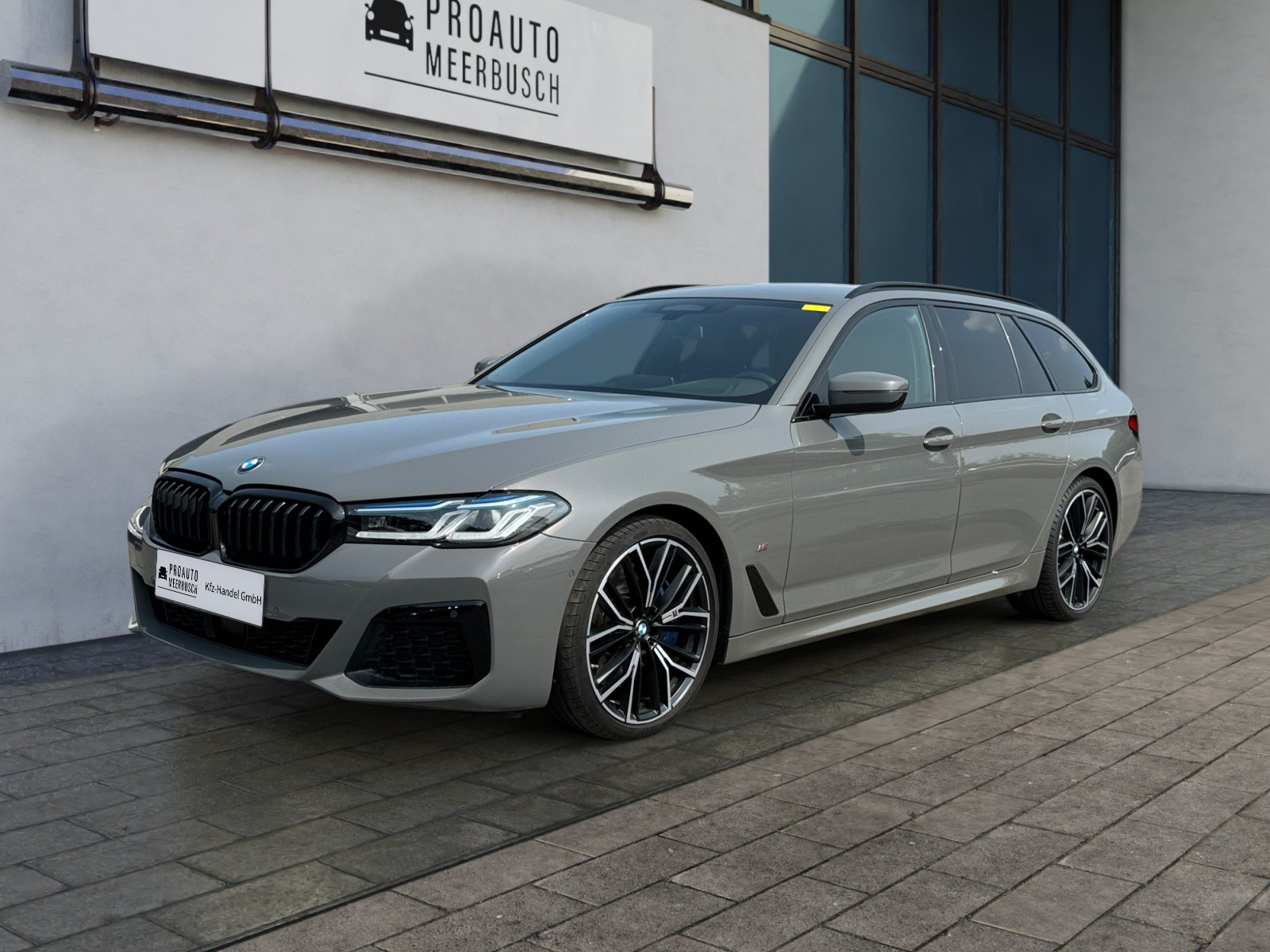 BMW 530d xDrive M Sport AHK/LASER/HEADUP/STNDHZNG/20"