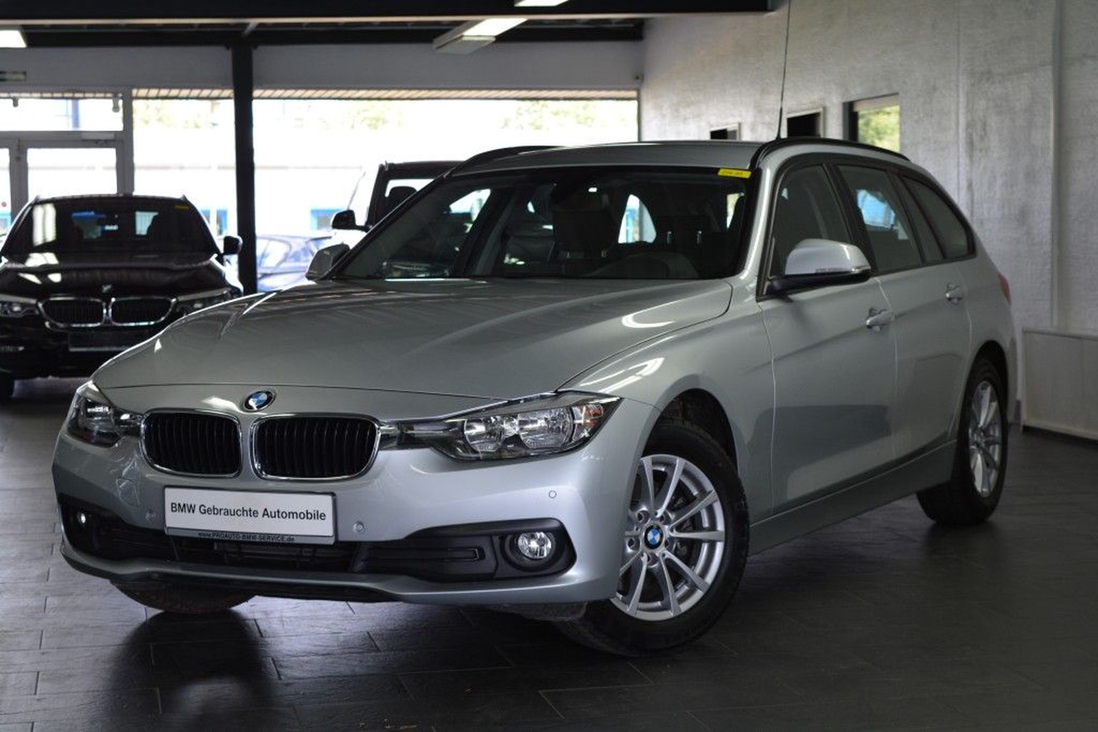 BMW 320d Touring Aut. NAVI PROF/SITZHEIZUNG/PDC