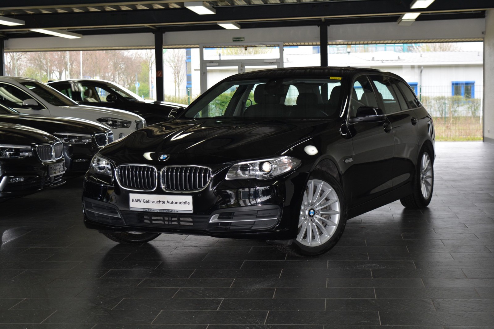 BMW 528i xDrive Touring/Navi/HuD/PDC