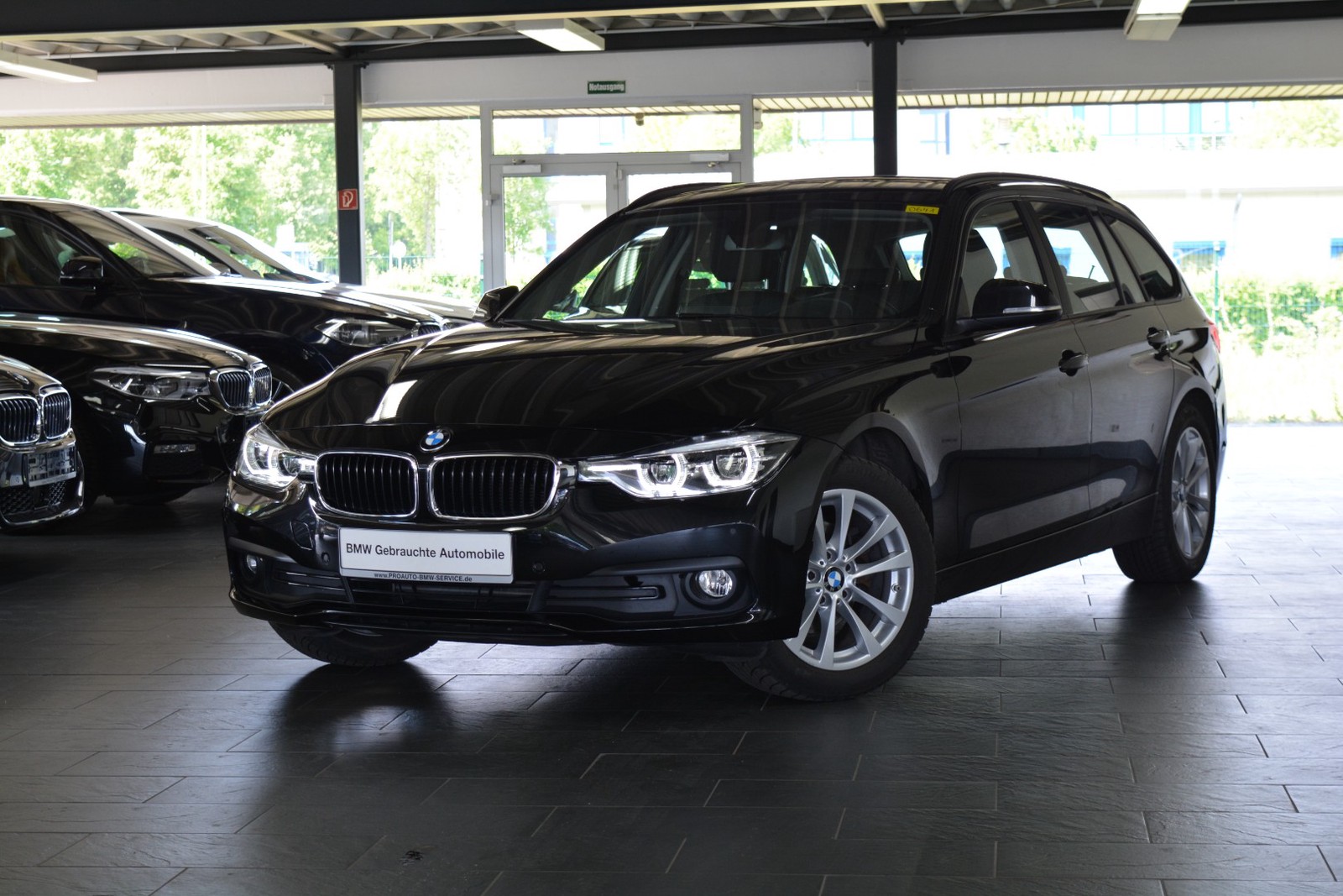 BMW 318d Touring Aut. NAVI/LED/SITZHEIZUNG/PDC