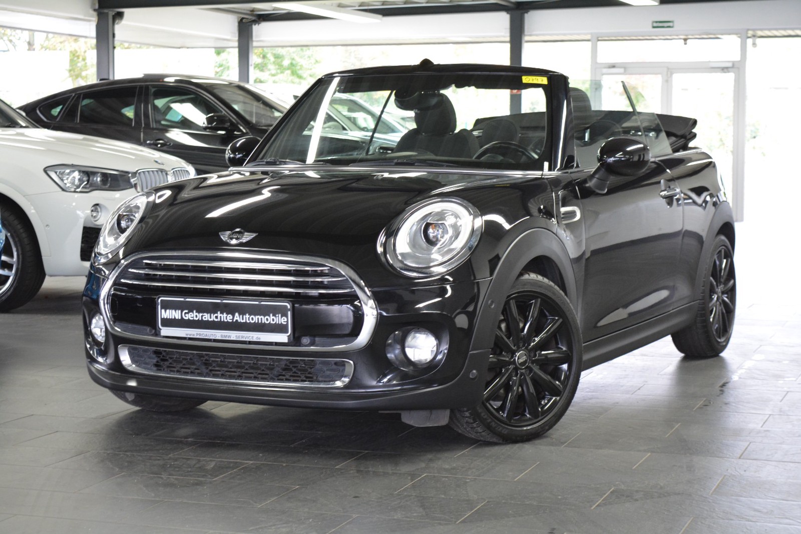 MINI Cabrio Aut. Cooper LED/NAVI/PARKASSISTENT/PDC
