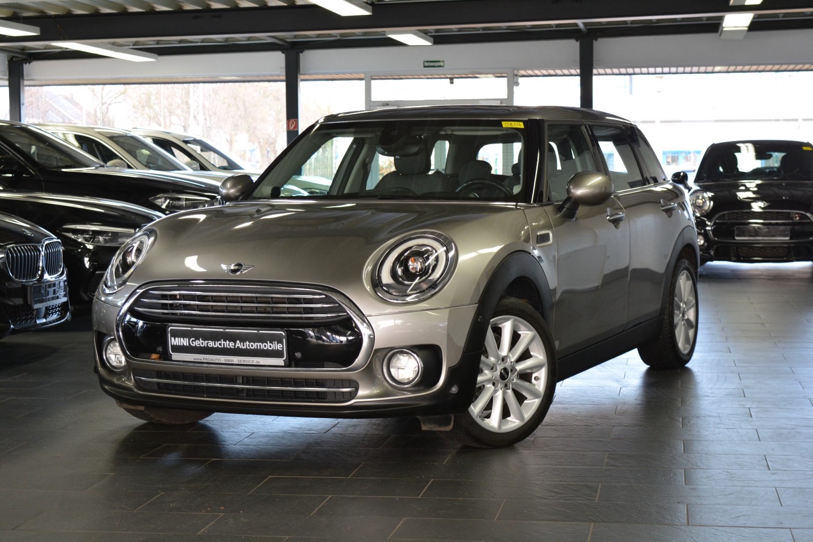 MINI Mini D Clubman Cooper Aut. LED/HEAD-UP/NAVI PROF/HARMAN KARDON