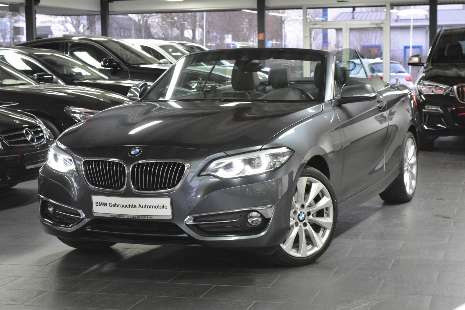 BMW 220i Luxury Line Cabrio/LEDER/NAVI/LED
